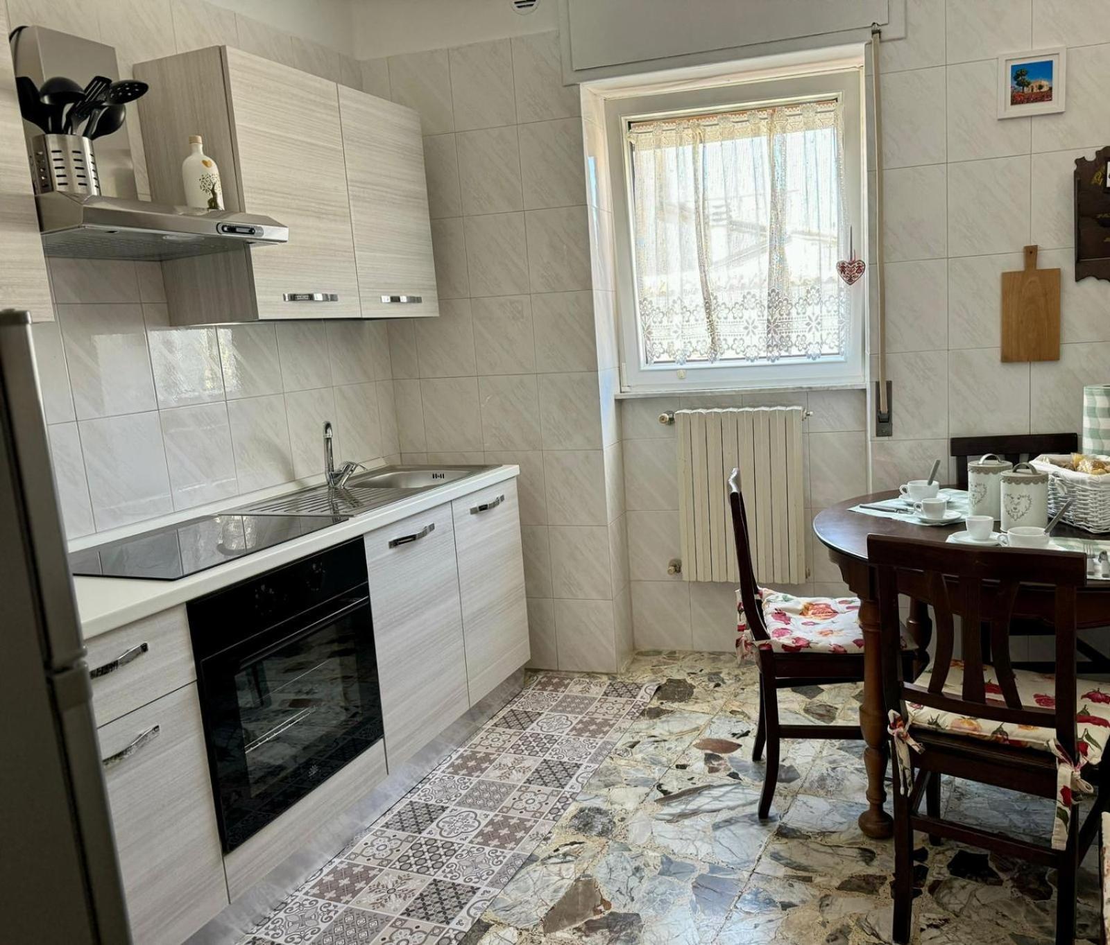 Ferienwohnung Ely House Monte SantʼAngelo Exterior foto